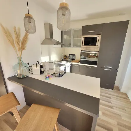 Apartment Sunny And Calm 2 Bed Place Du Pin Nice